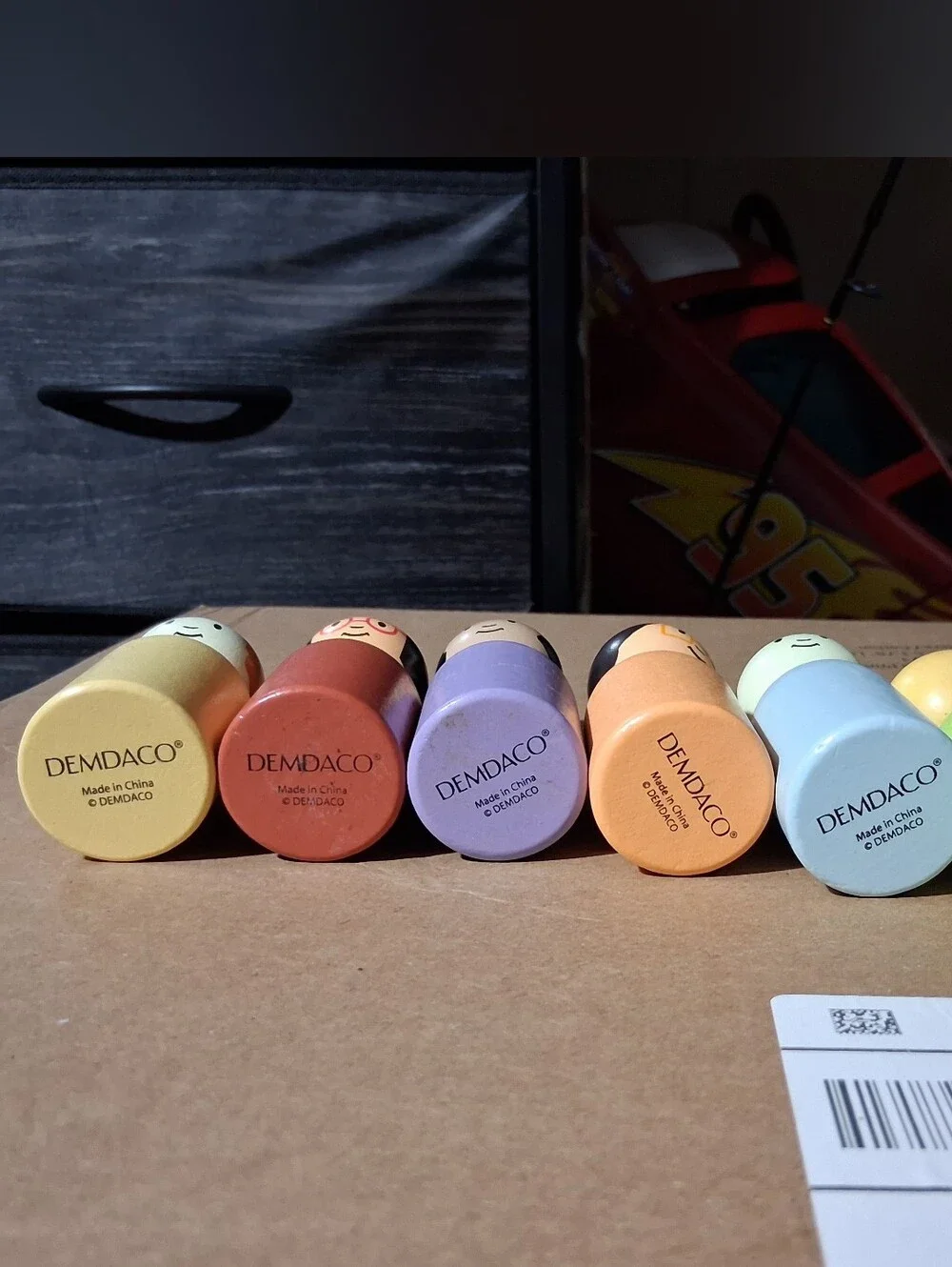 Wooden Peg People Toy Set - Pastel Yellow, Red, Lavender, Peach, Light Blue